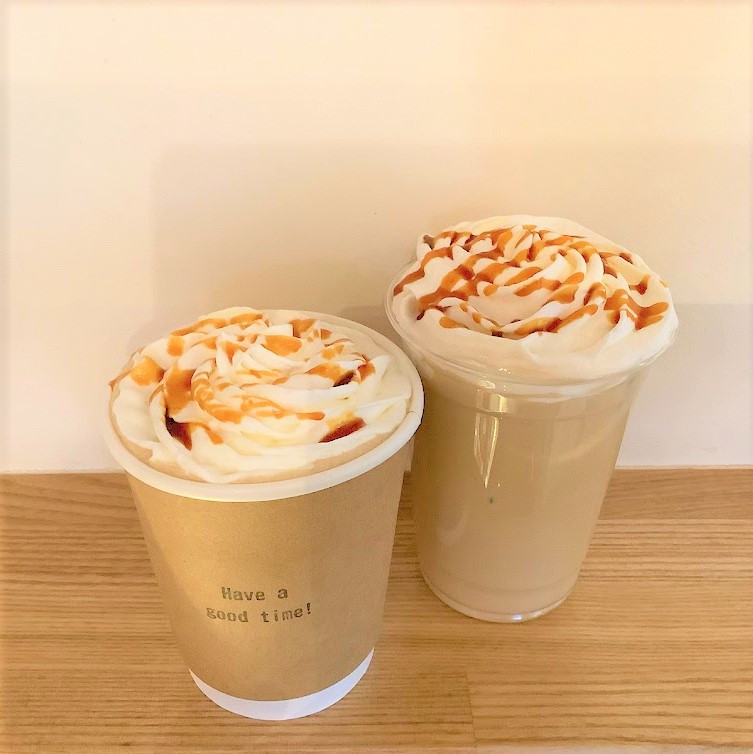 春限定】塩キャラメルラテ - LOWKEYTONE COFFEE STAND