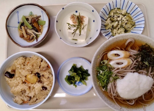 4.大山おこわ定食（弥山荘）R60816.JPG