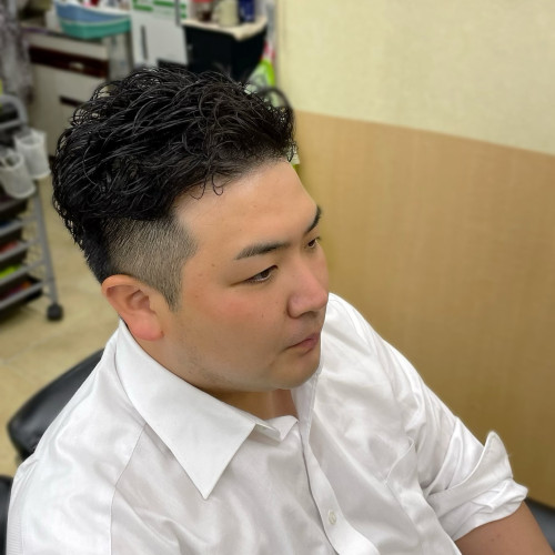 ビジネスパーマはヘアーサロンクロスで大宮の理容室.jpg