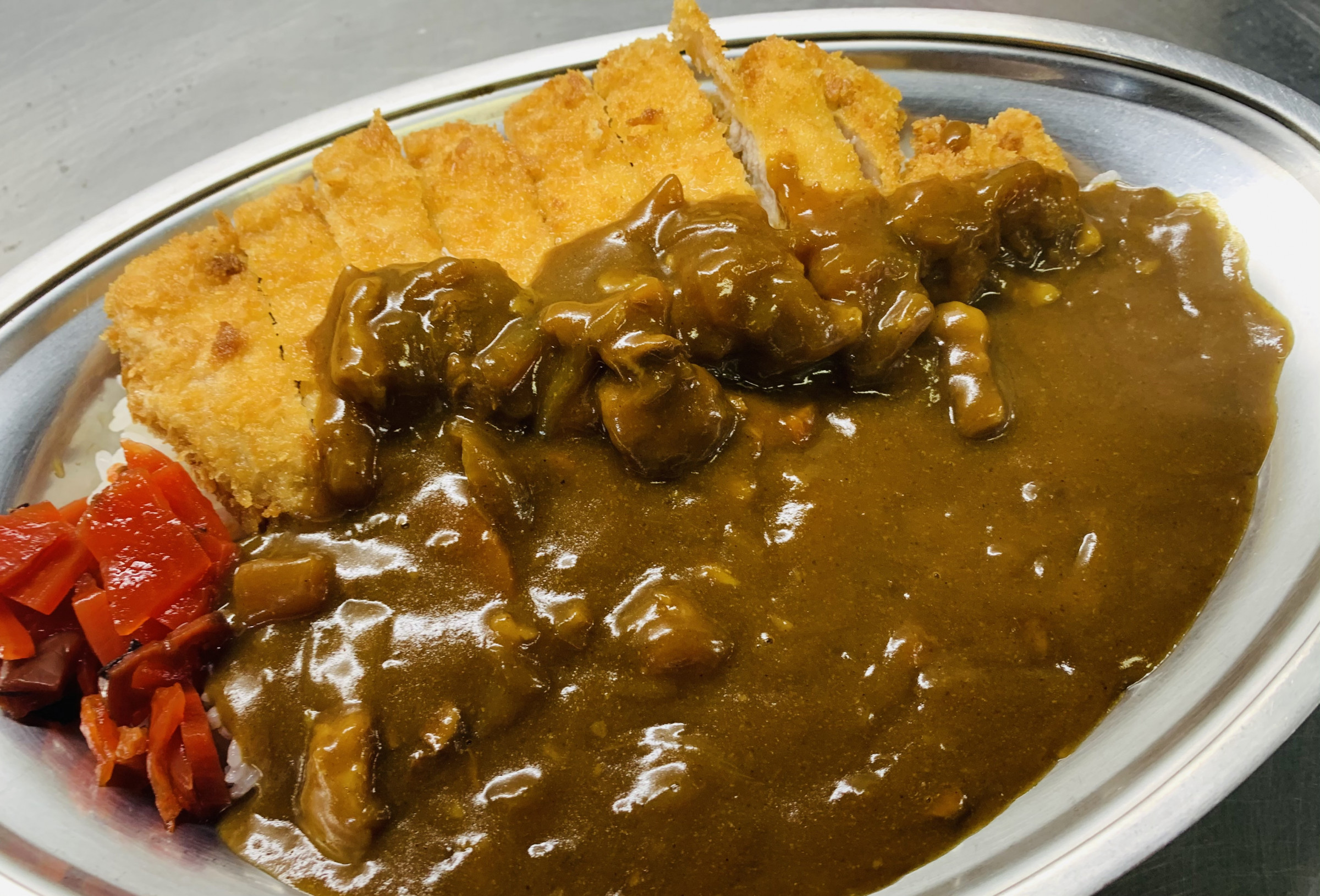 不動の人気カツカレー