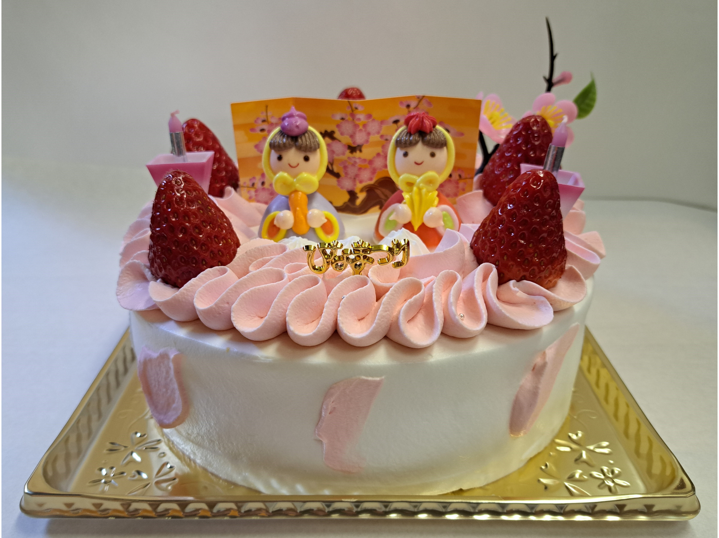 ひな祭りデコレーションケーキ