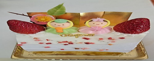 ひな祭りロールケーキ