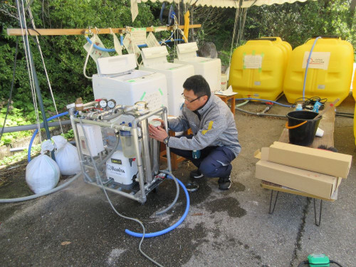 ①阿岸公民館での洗濯用に非常用生活用水浄化装置を設置 .JPG