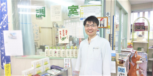 漢方小町堂薬心　金　調剤室前.jpg