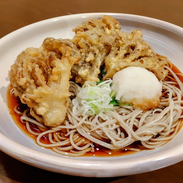 九頭竜・黒舞茸天おろしそば