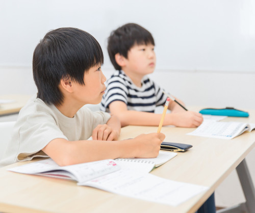 小学生男の子 (2).jpg