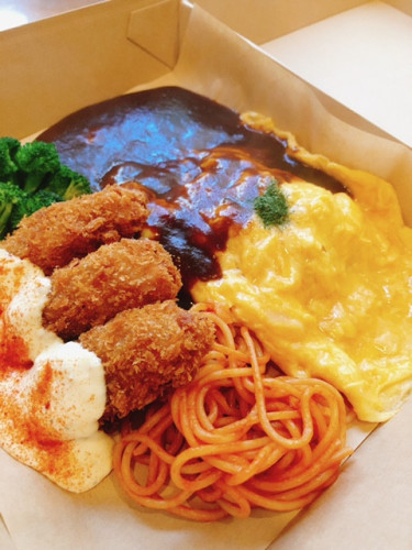カキフライオムライス(テイクアウト).jpeg