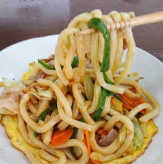 やきうどん