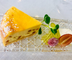 本日のお菓子　夏みかんピールチーズケーキ