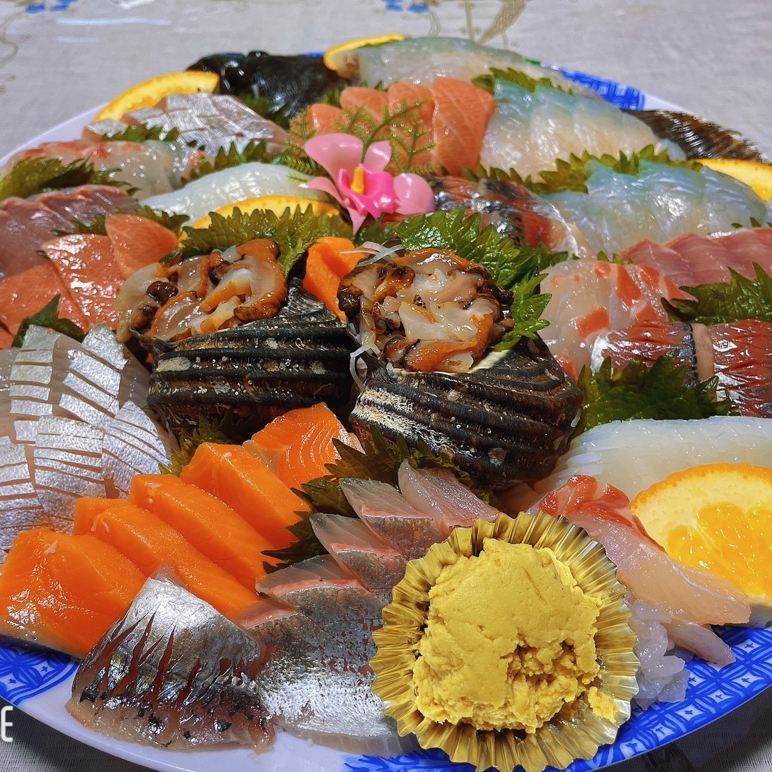 ご予算に合わせてお寿司・お刺身盛合せもご予約承ります！