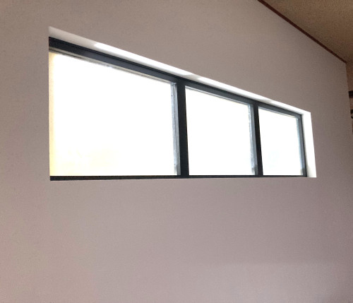 明かり採り室内窓新設