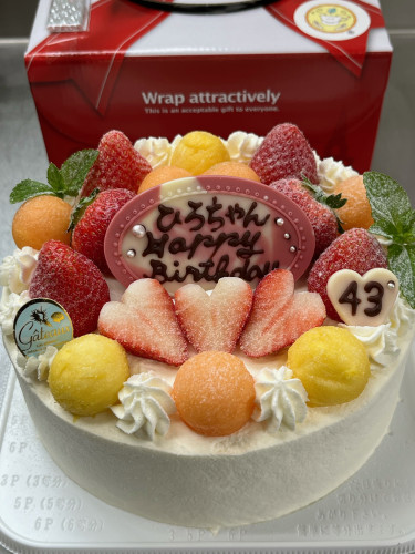 【フルーツのバースデーケーキ♪】