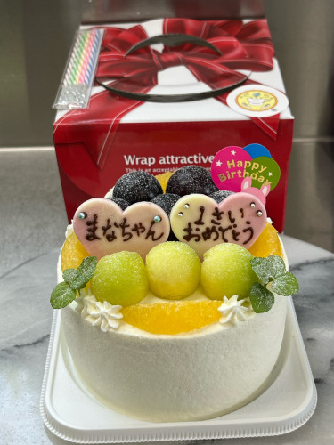 【フルーツのバースデーケーキ♪】