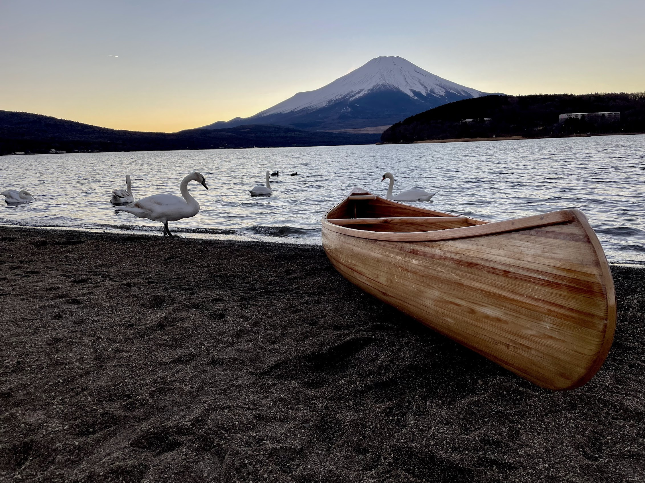 完成したら富士五湖で進水式