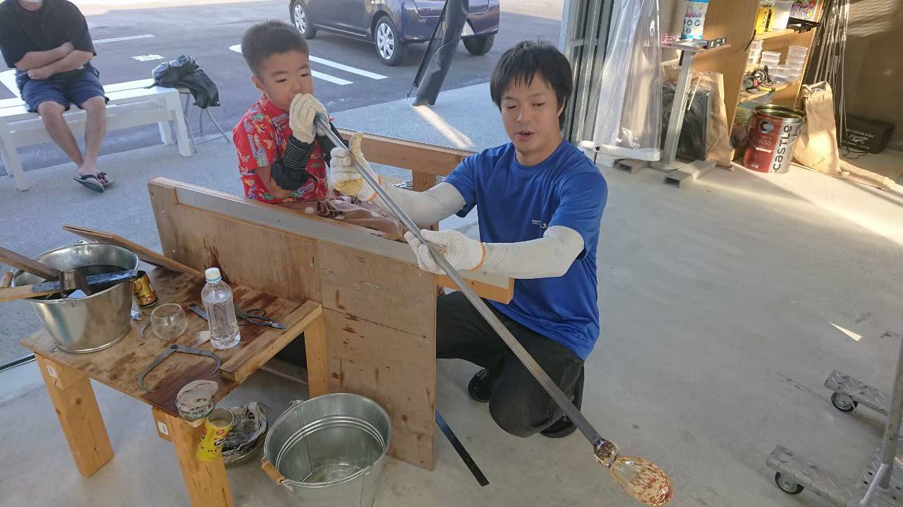 吹きガラス体験