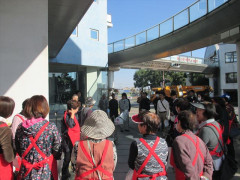 女性部合同駅前クリーン作戦.jpg