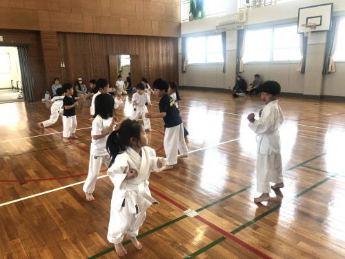 バンビ組手.jpeg