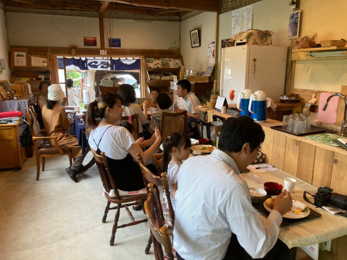 ホール_2023.6.11子ども食堂_230612_12.jpg
