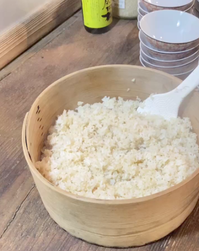 炊きたてのご飯.png