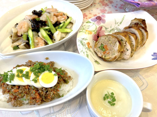 ６月の料理教室の予約を開始しました。