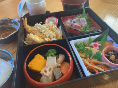 松華堂