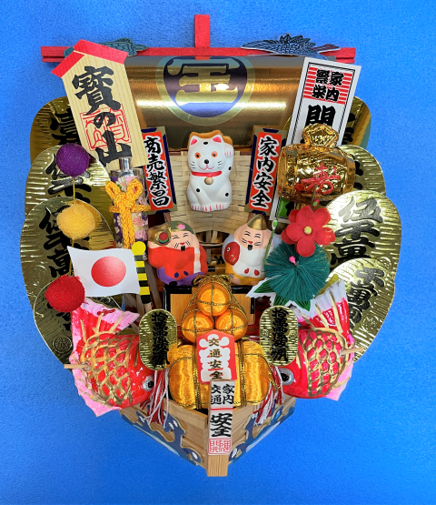 波付宝船　中 (小).PNG