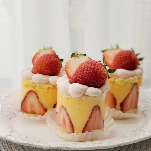【レッスン】イチゴを楽しむ春色ケーキ「フレジエ」