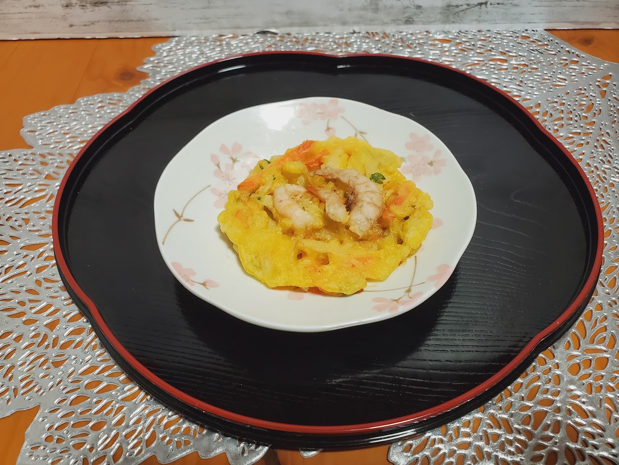 新メニューのご紹介【海老のかき揚げ】