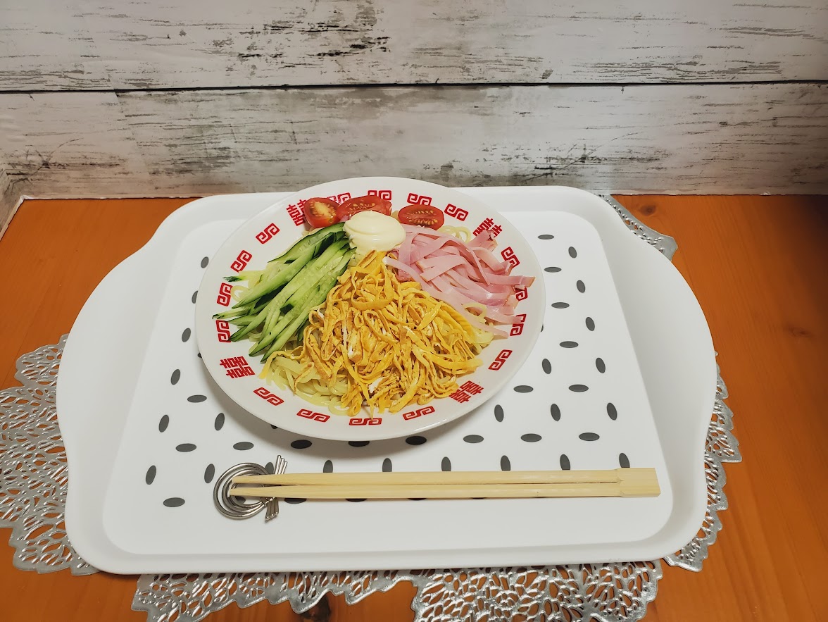 冷やし中華始めました
