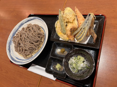 野菜天ざるそば（中華・うどんもあります）