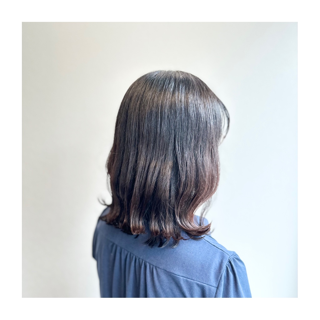 chestnut brown 。