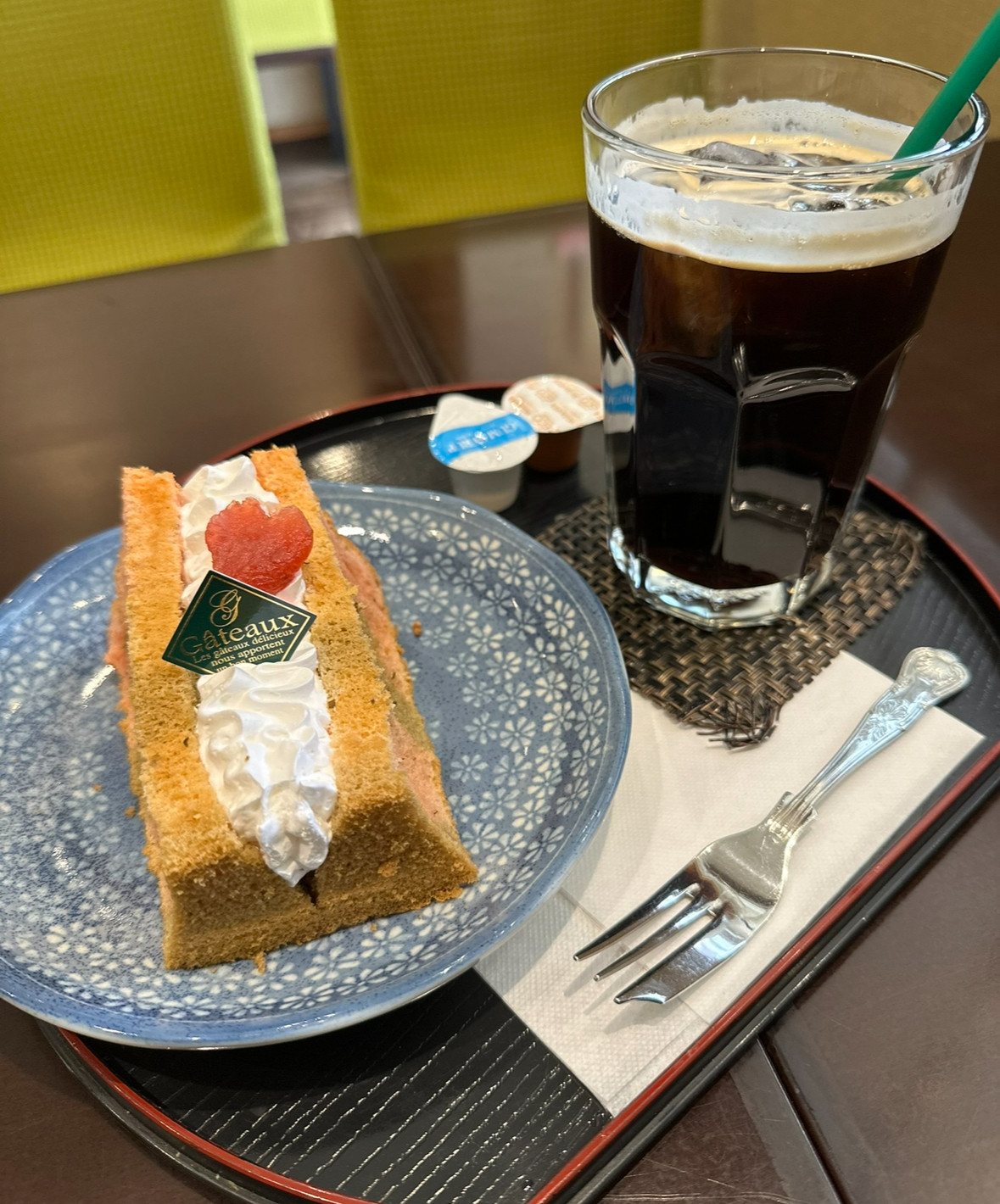 カフェ