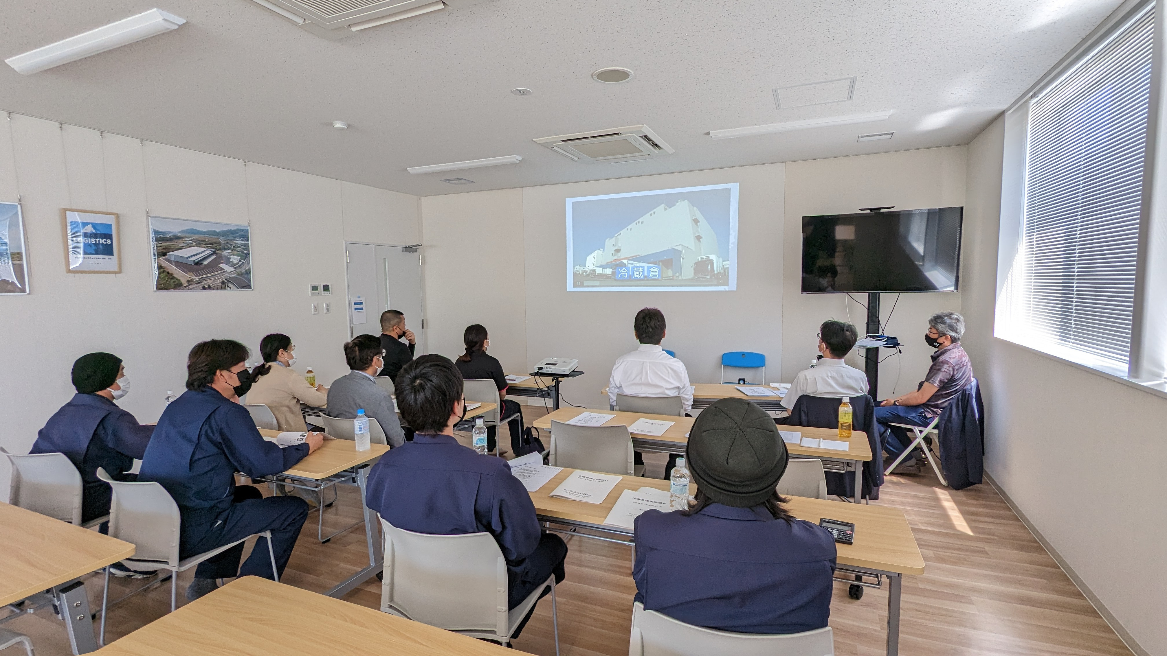 社内勉強会「ナガロジ塾」（長崎県冷蔵倉庫協会会員様も参加）