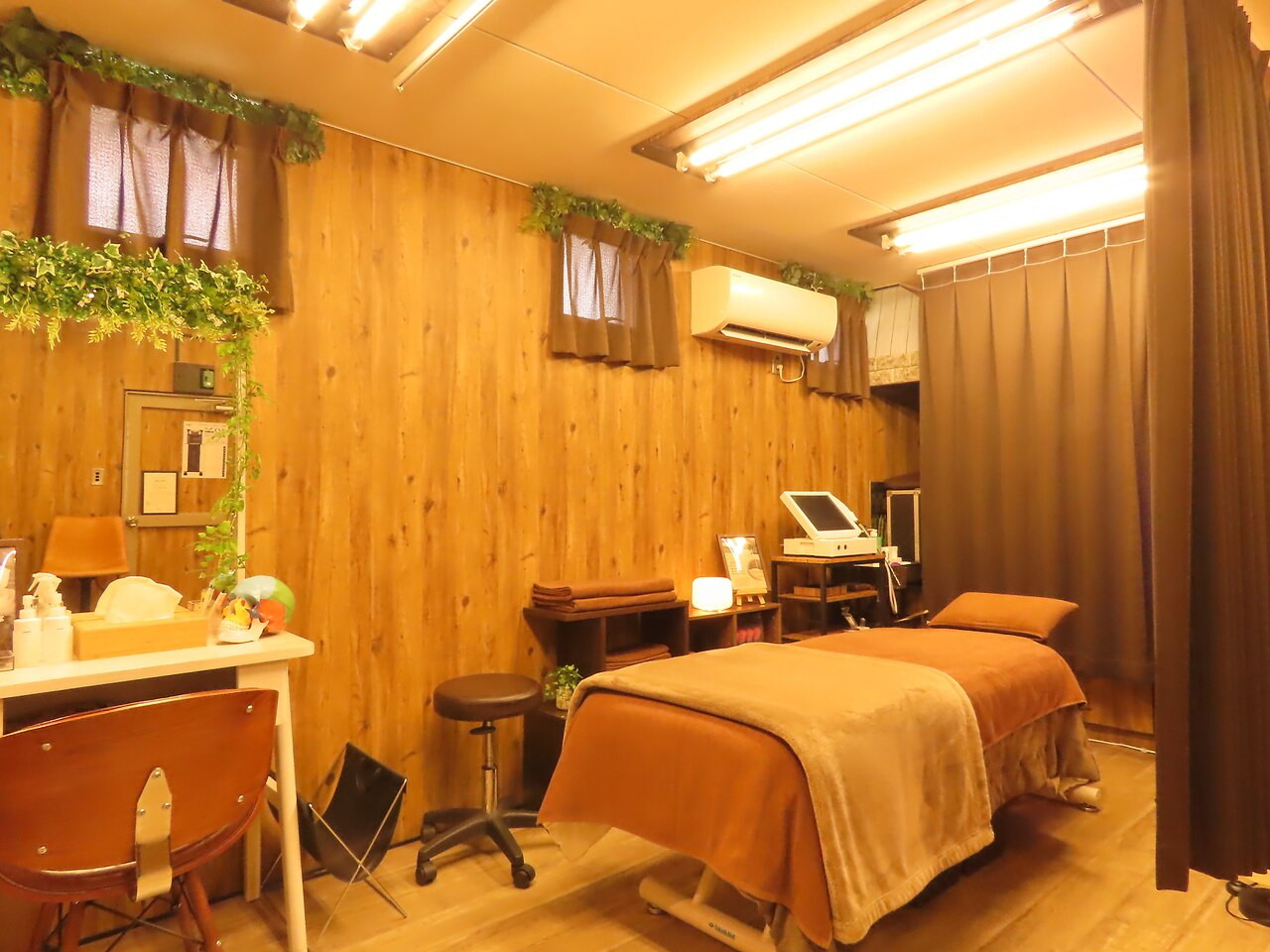 落ち着いた店内でまずはお悩みをカウンセリング◎