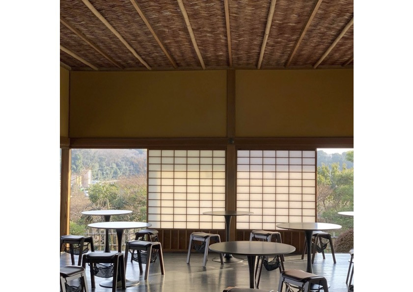 カフェ樂　店内