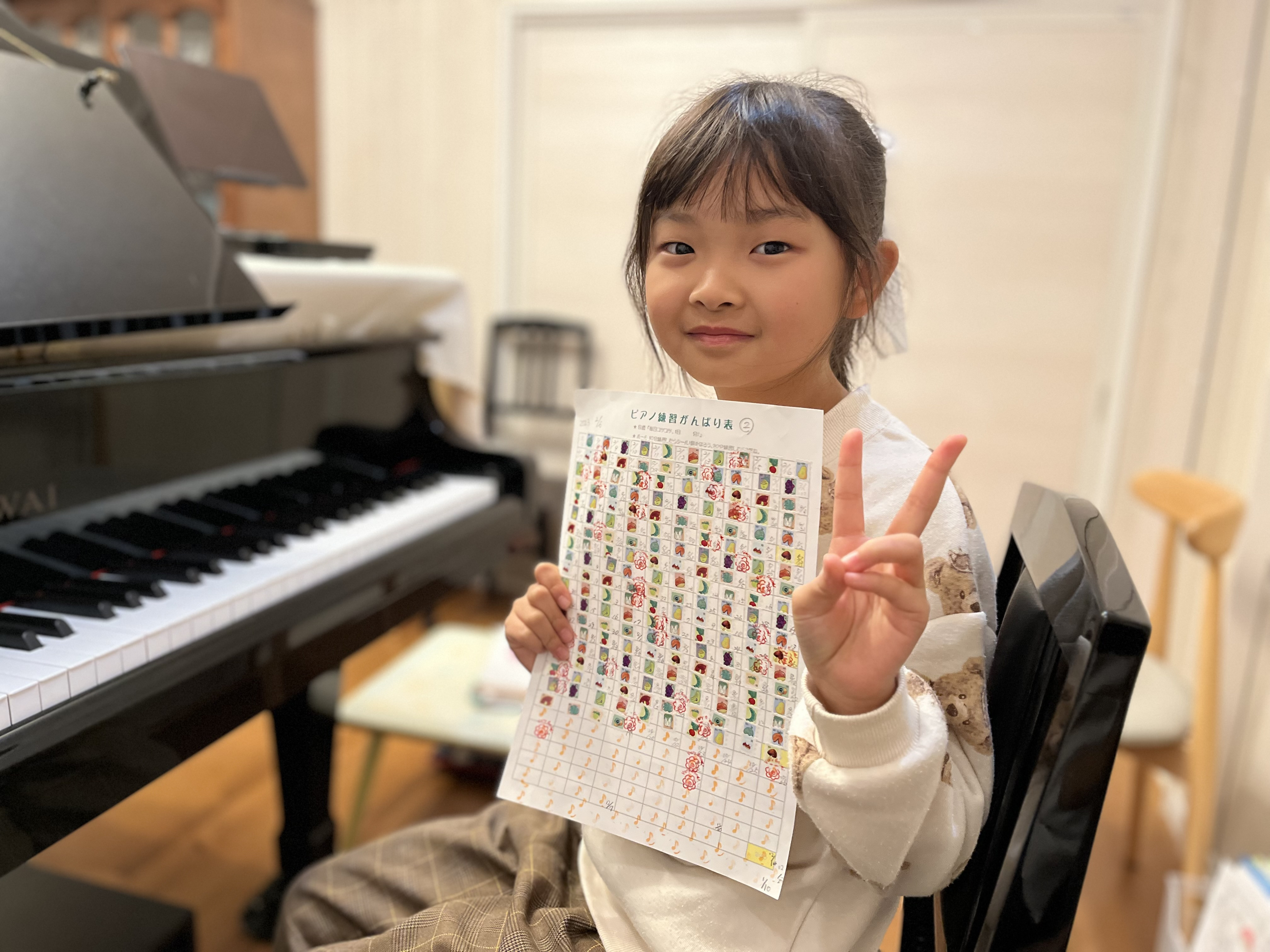 💗【練習がんばり表達成！いちばんのりだよ❢】小学生の女の子（東松山市、竹内ピアノ教室）