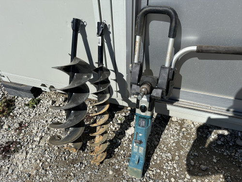 鹿児島県のお客様からアースオーガレンタルのご依頼を頂きました。