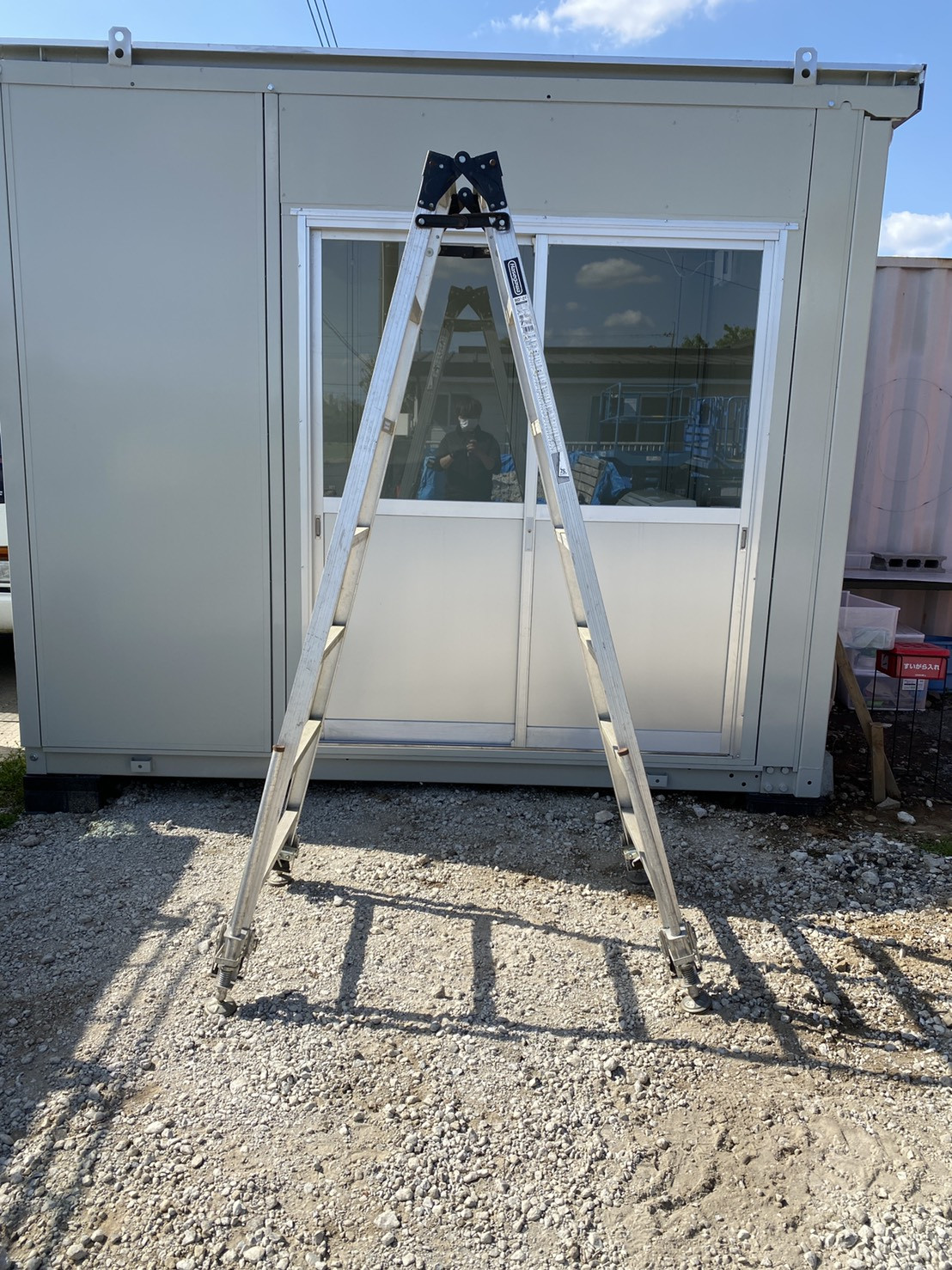 つくば市のお客様より7尺脚立レンタルのご依頼を頂きました。