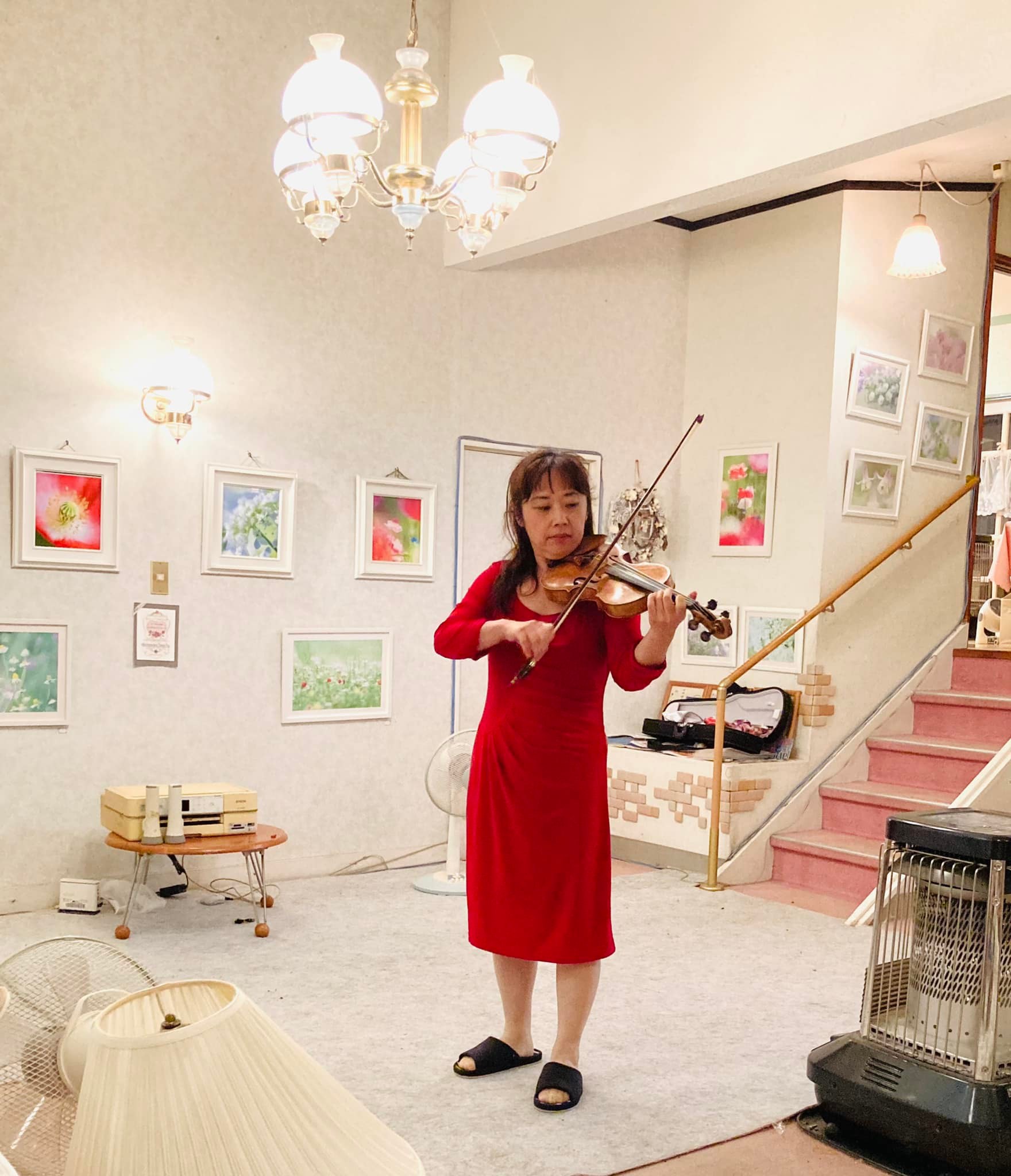 6/19 洋風民宿「こころ」にて 高橋真珠 さんの vnミニコンサートがありました