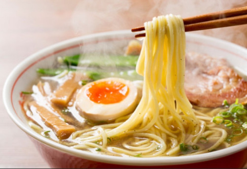 「お店で食べたい。“店のお箸でラーメンを食べたい”気持ち」