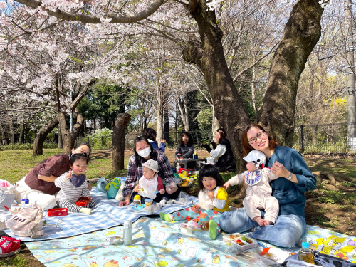 保護者交流会:親子でお花見ピクニック