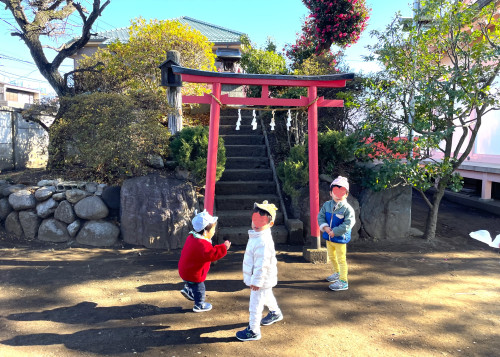 初詣：今年もみんなで楽しくいっぱいあそぼうね！