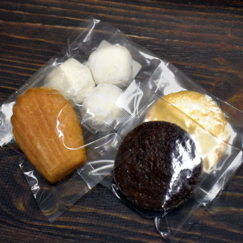 中の商品