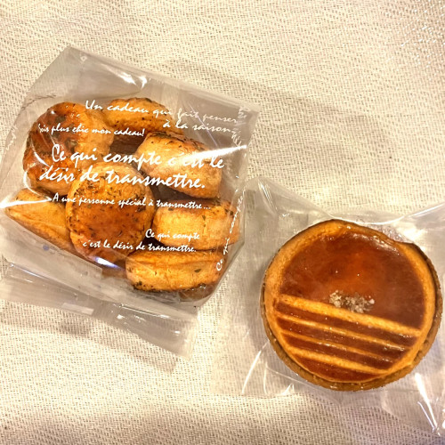 中の商品