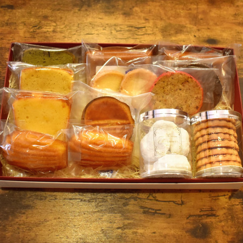 中の商品