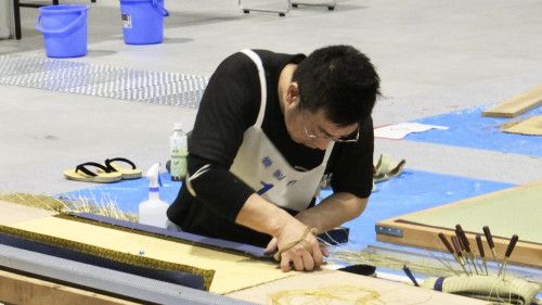 第28回技能グランプリ畳製作での敢闘賞受賞シーン