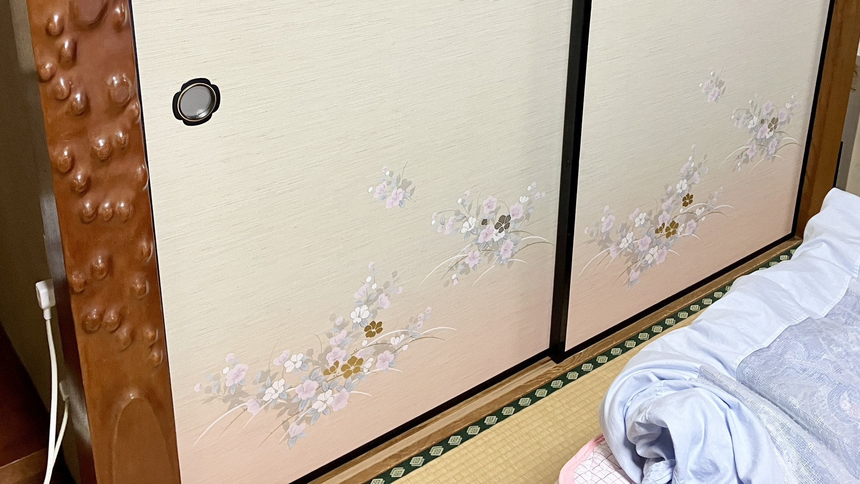 3部屋にまたがる全ての襖の張り替えが完了し和室全体が新築のようにパッと明るく清々しく生まれ変わった納品完了写真｜佐藤畳工業
