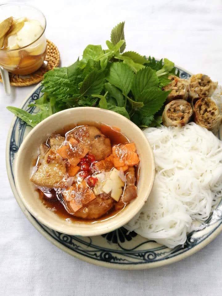 焼肉つけ麺ブンチャーのセットメニューレッスン
