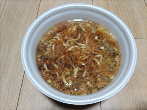 新潟背油醤油味.JPG