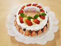 お誕生日ケーキ のコピー.jpg